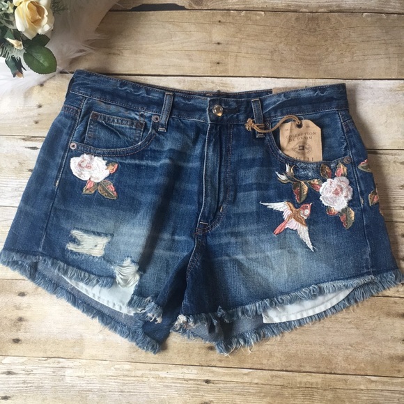 American Eagle Outfitters Pants - NWT AEO Vintage Hi-Rise Festival Shorts Size 10